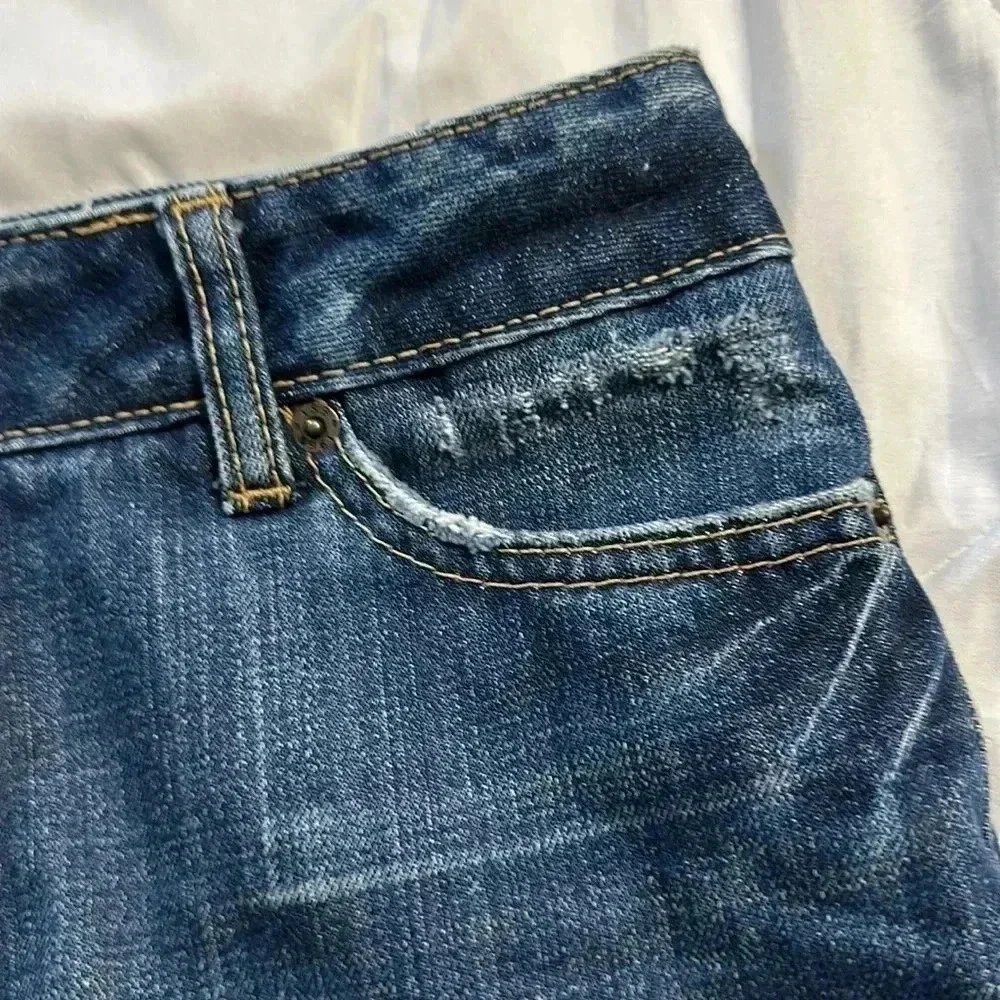 Gap denim mini jean skirt size 1 distressed